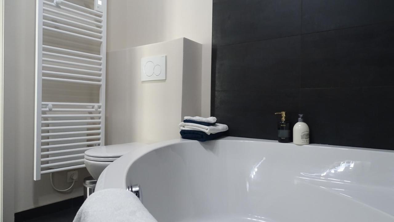 Cote Grange Hotel Tournai Bagian luar foto