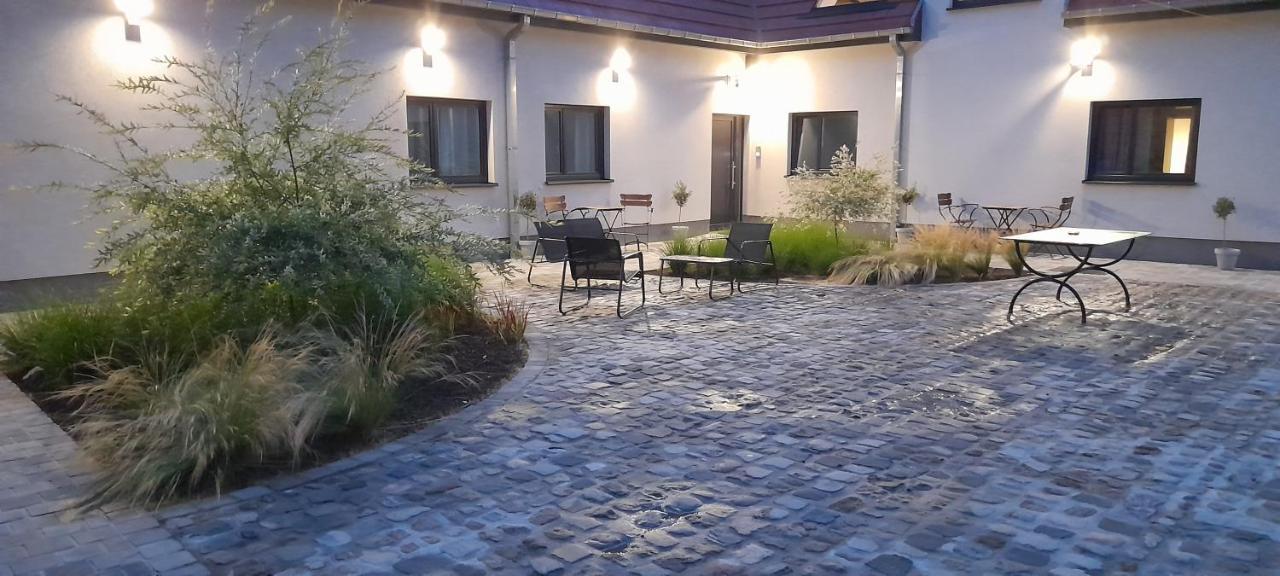 Cote Grange Hotel Tournai Bagian luar foto