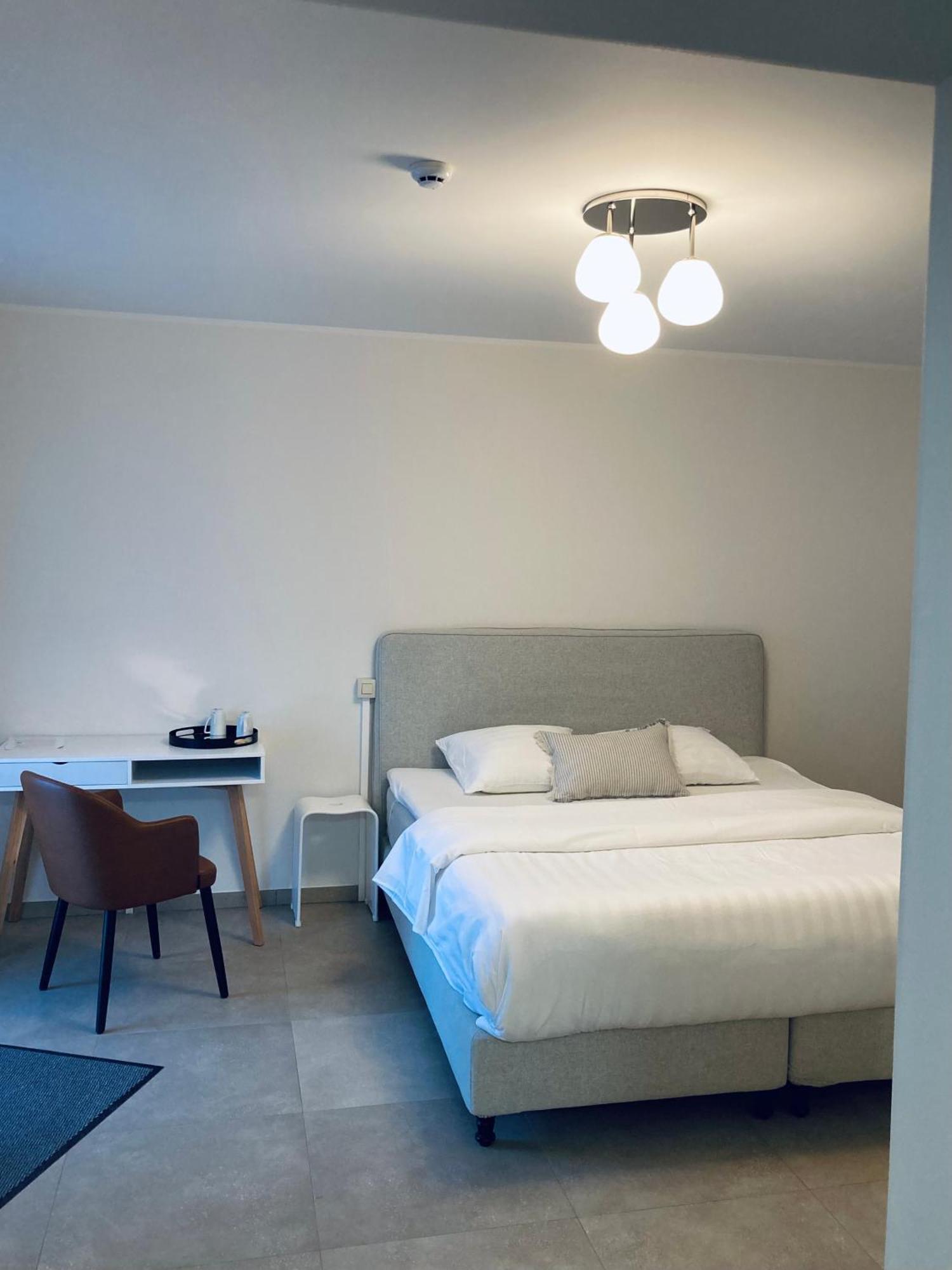 Cote Grange Hotel Tournai Bagian luar foto