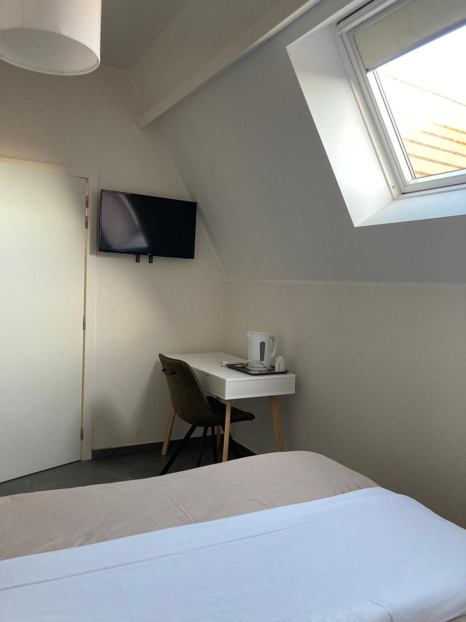 Cote Grange Hotel Tournai Bagian luar foto