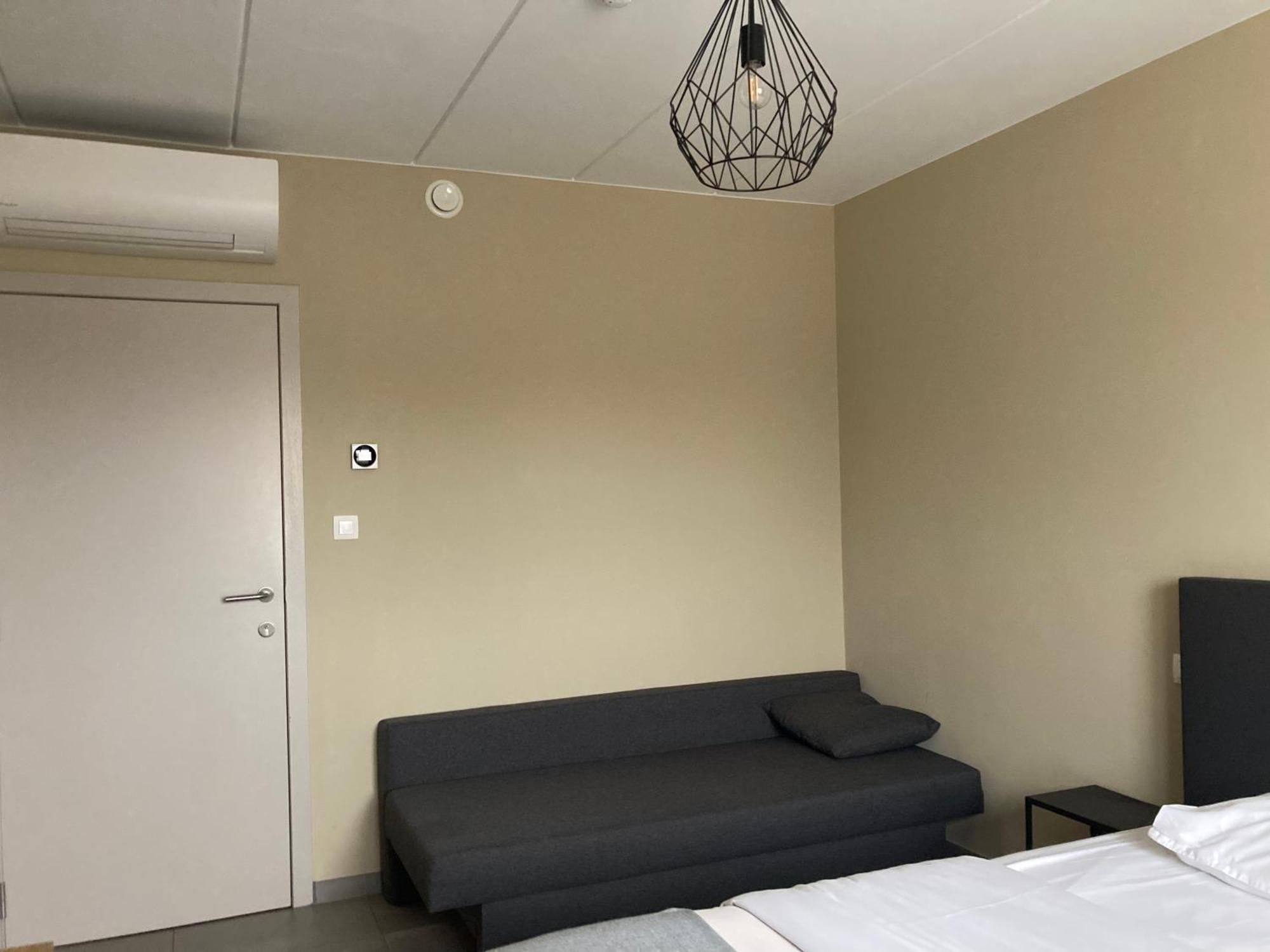 Cote Grange Hotel Tournai Bagian luar foto